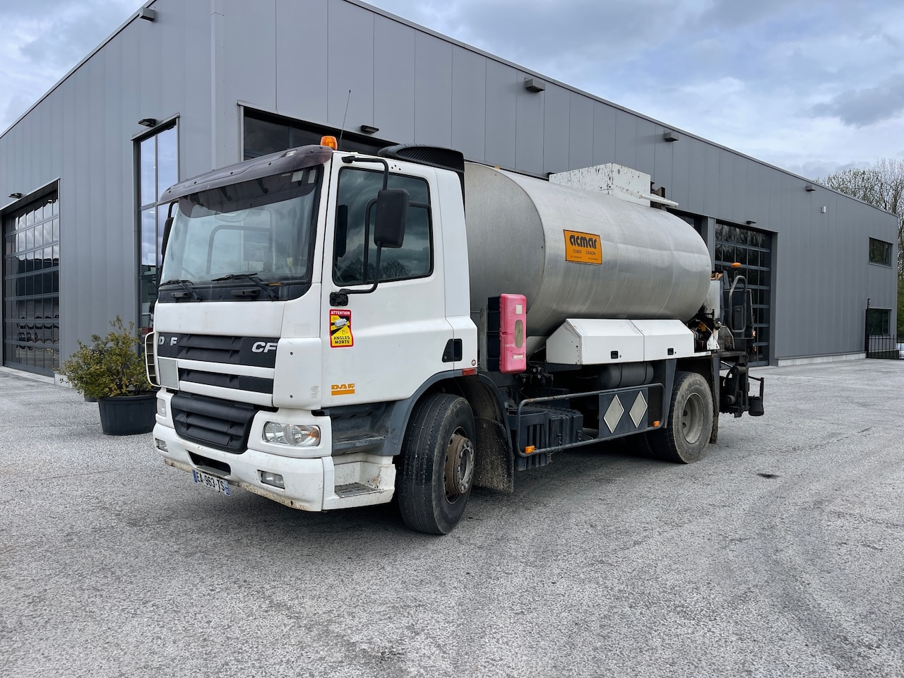DAF FA CF75 9000ltr Acmar Bitumen sprayer 2004