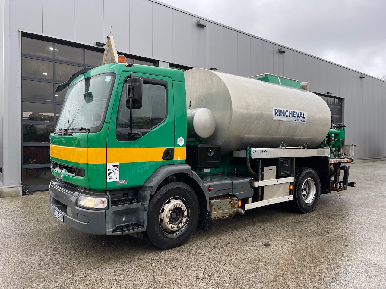 Renault 320 DCI Rincheval 9000 liter Bitumen / Emulsie spuitwagen 2003
