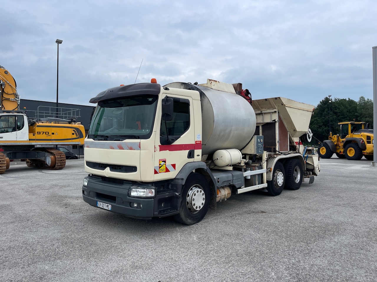 Renault Premium Rincheval 4500 liter Bitumen Sprayer 2004