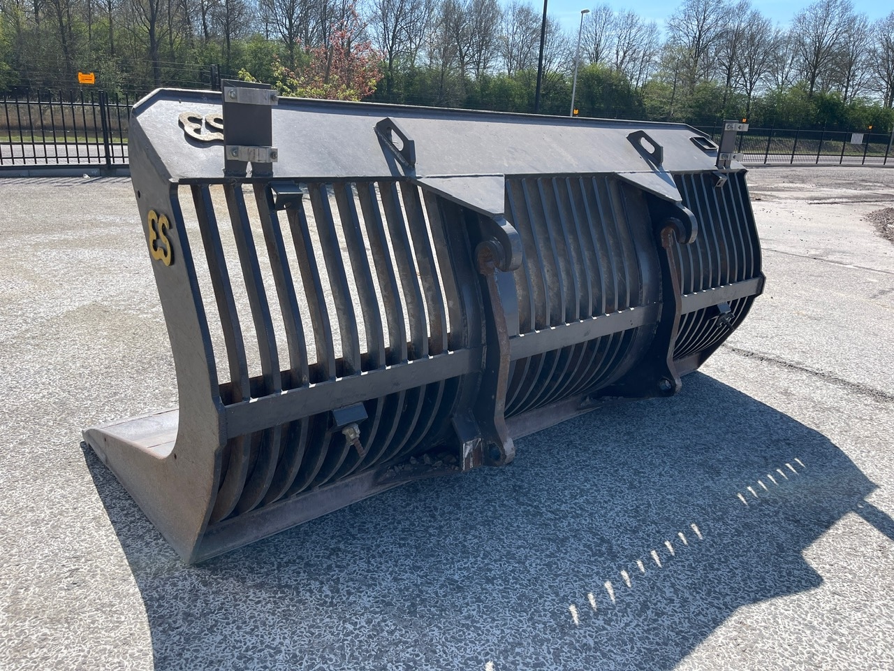 Puinbak 280cm Volvo / Lundberg aansluiting 