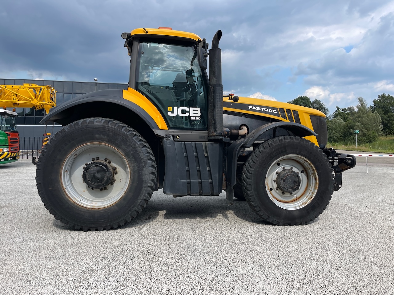 JCB Fastrac 8250 2012