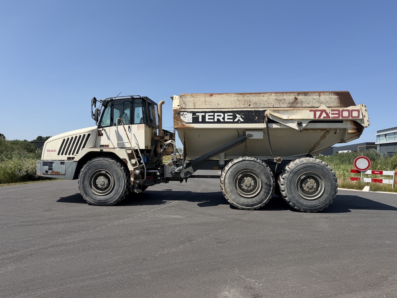 Terex TA300 2013