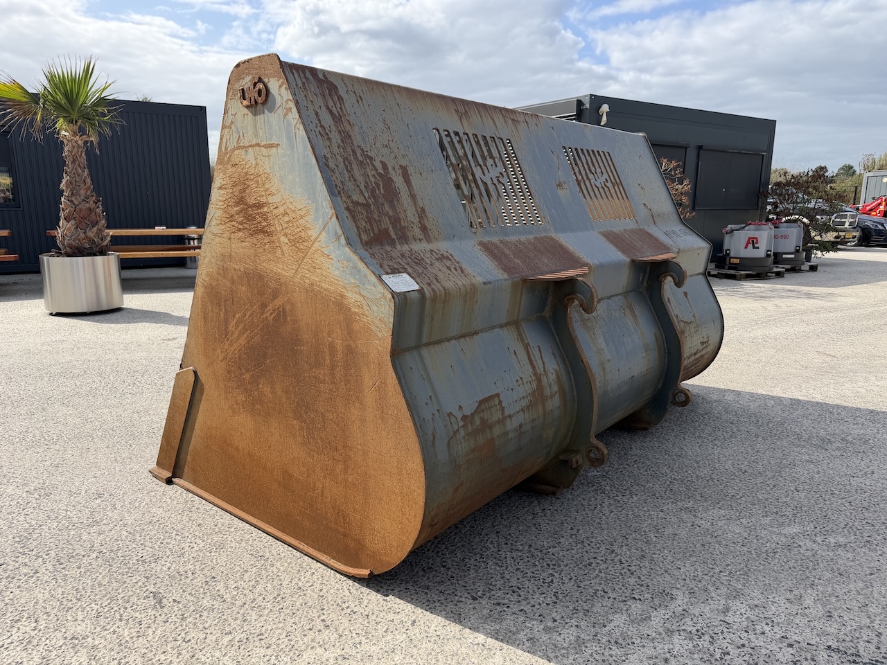 Volume bak 300cm Volvo / Lundberg aansluiting 